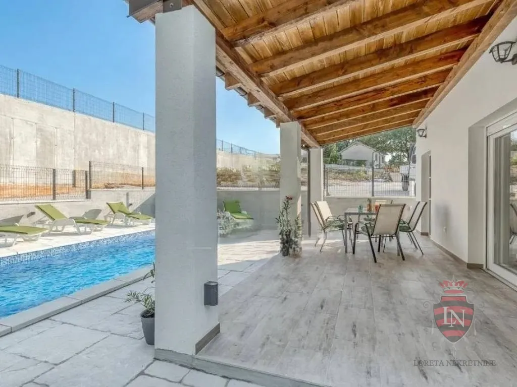 kuća s bazenom, 84 m2, tinjan - slika 7