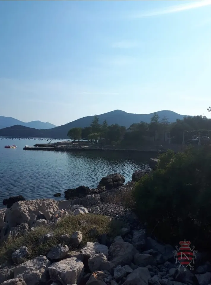 zemljište s projektom i dozvolom oko 700 m2, pelješac - slika 31