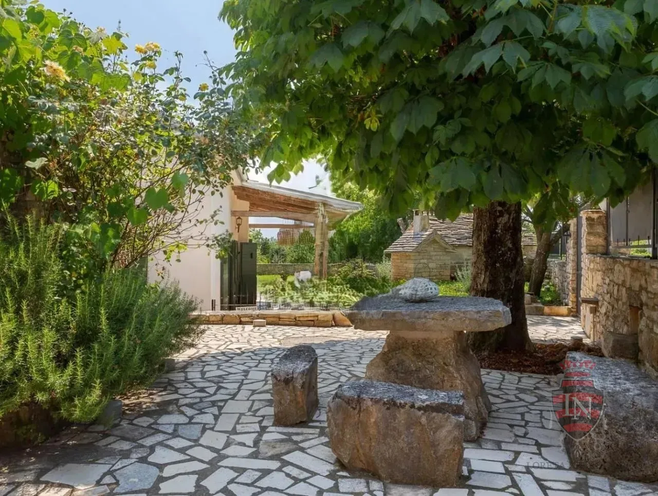 kamena kuća s bazenom 280 m2, gračišće, istra - slika 14