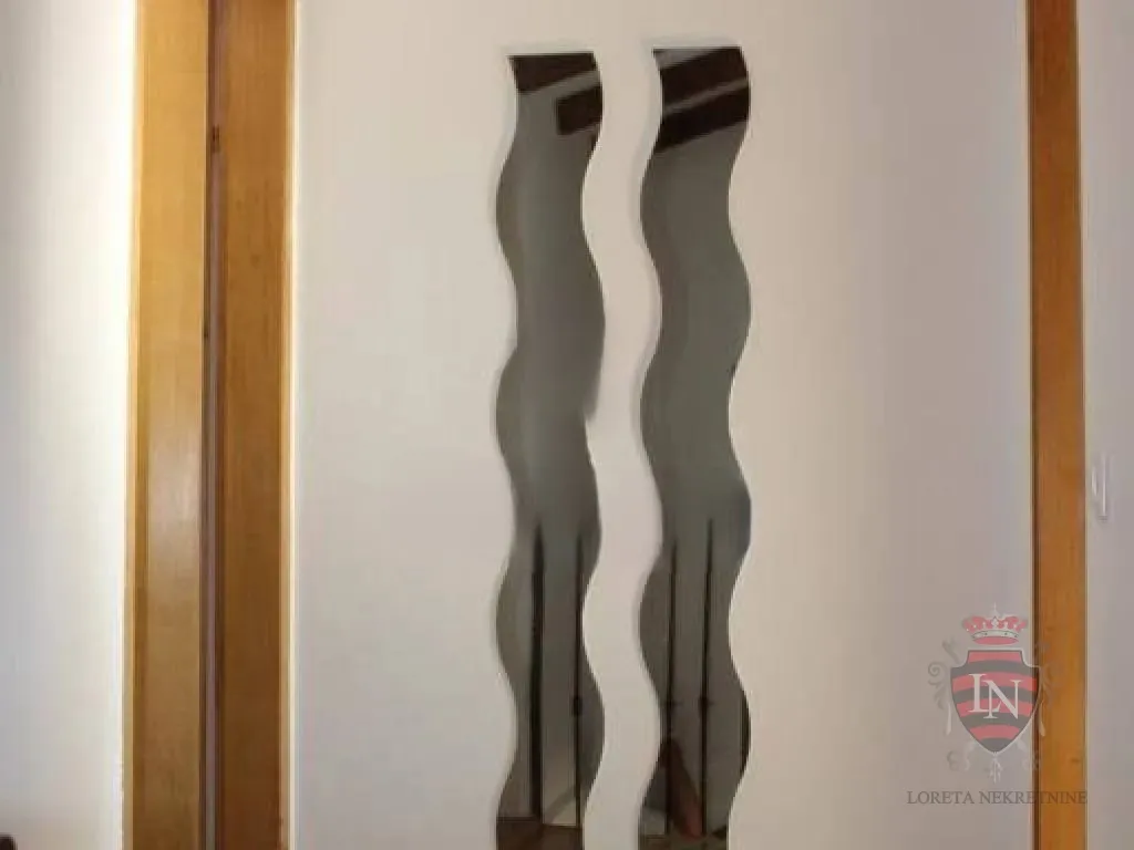 kuća s bazenom buje 220 m2 - slika 17