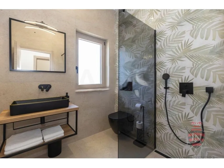 vila s bazenom, labin - slika 22