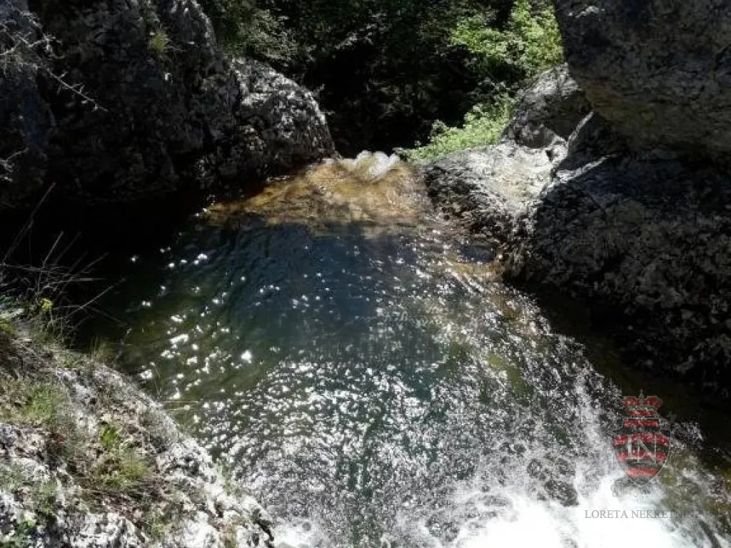 kuća s bazenom buje 220 m2 - slika 21