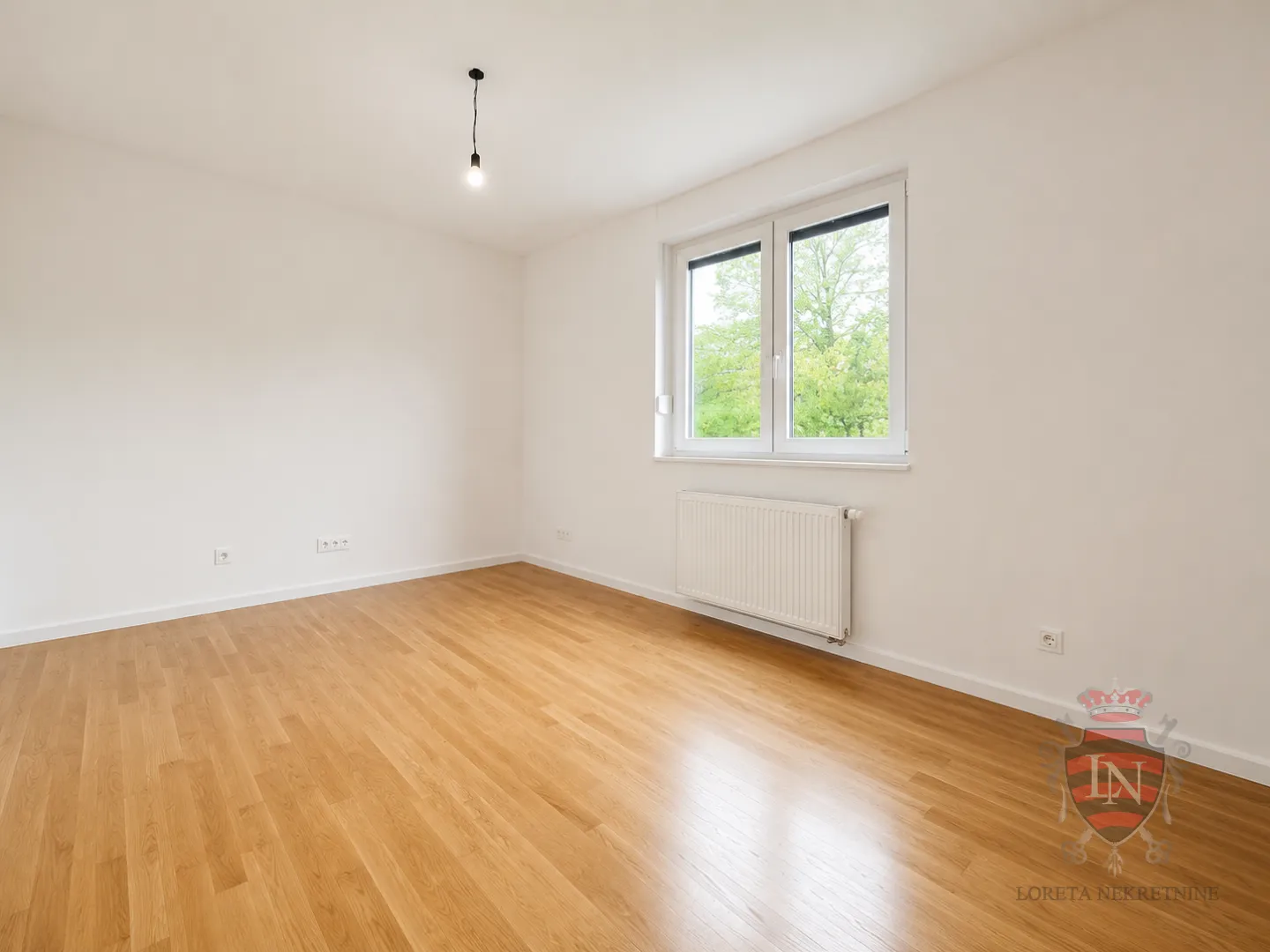 prostran i funkcionalan s lođom i parkirnim mjestom , arena, blato, 116,38 m2 - slika 13