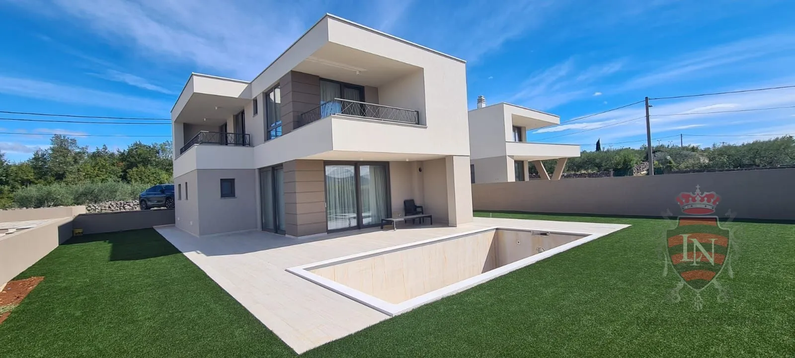 moderna vila sa bazenom krk, 165 m2 + okućnica - slika 2