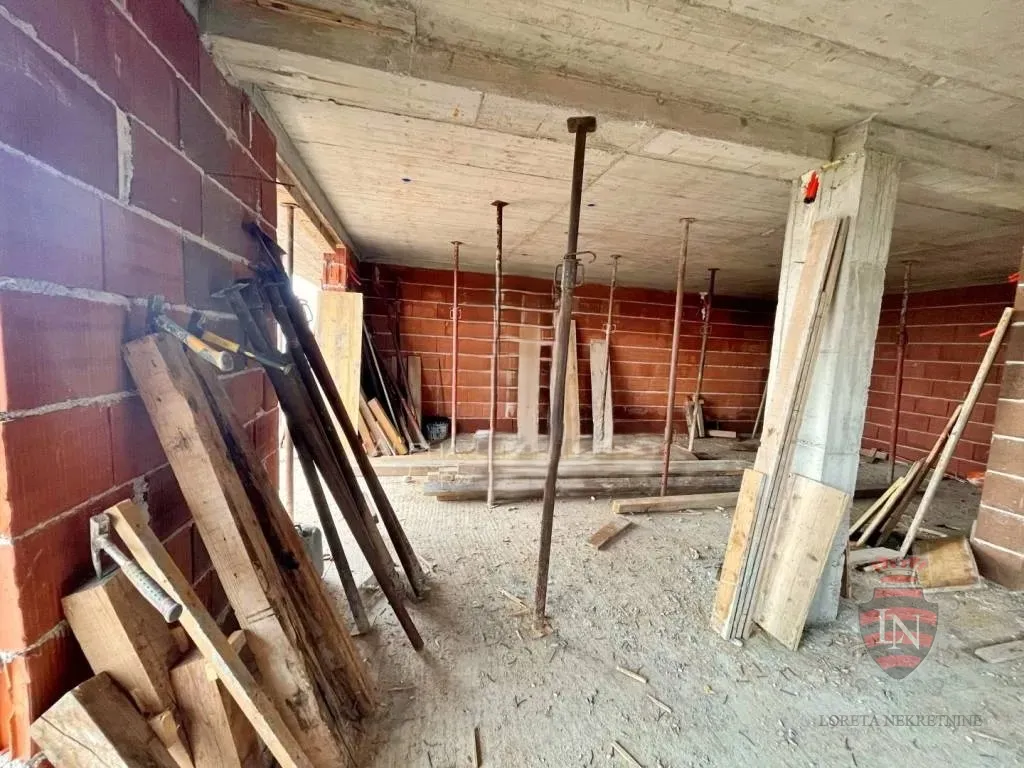 stan umag 72 m2, novogradnja s pogledom na more - slika 11