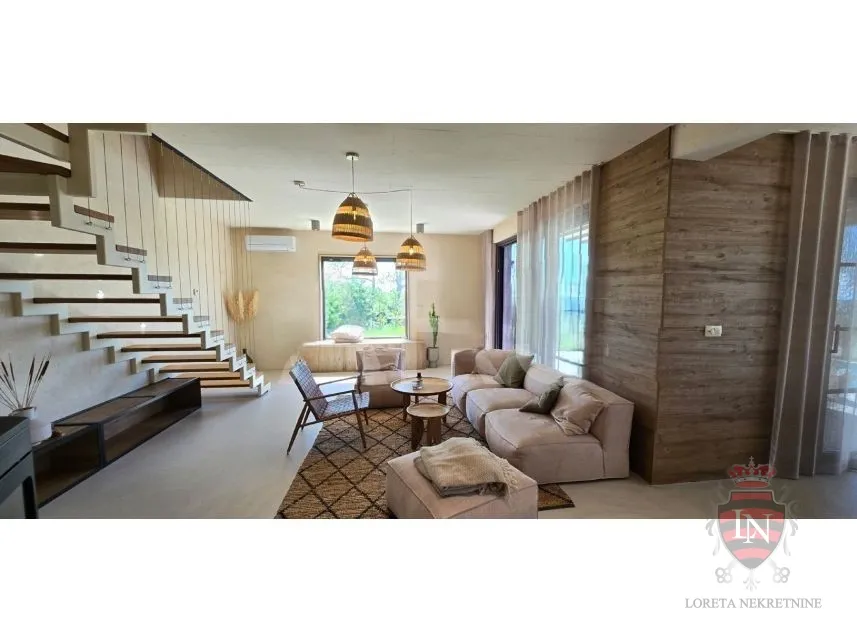 kuća s bazenom 200 m2, motovun, istra - slika 22