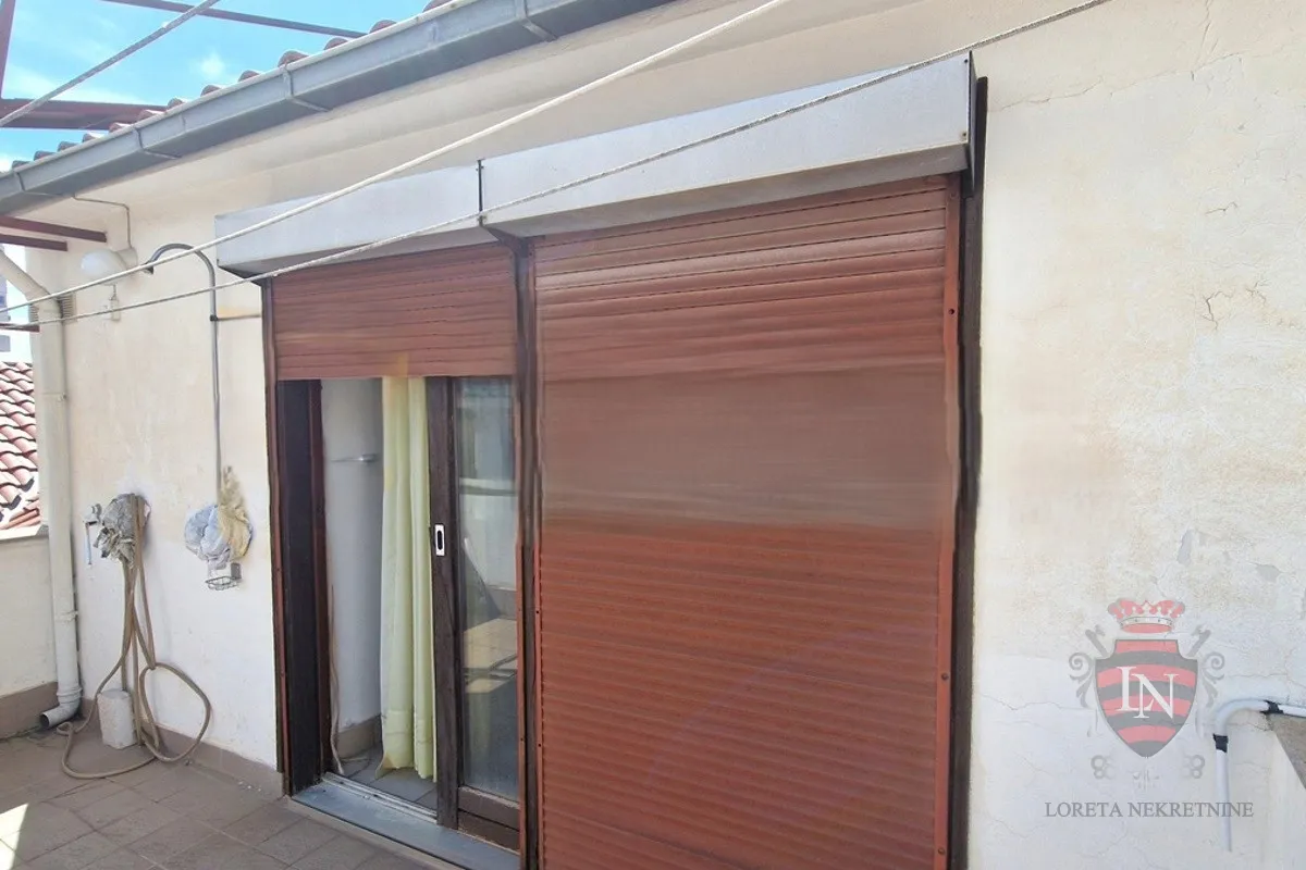 dvoetažan stan šibenik, 102 m2 - slika 16
