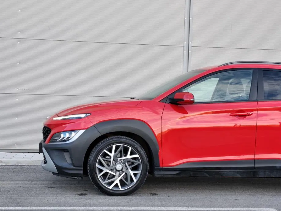 hyundai kona 1,6 gdi hybrid | aut | 18'' alu | reg do 18.03.2026 | - slika 4