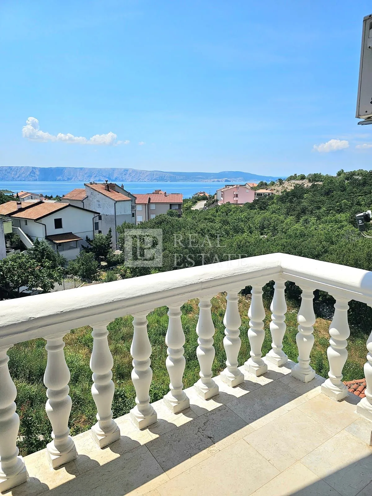 klenovica - apartman s vlastitim parkingom 300m od mora - slika 4