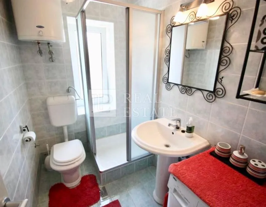crikvenica - prekrasan apartman u prvom redu do mora - slika 10