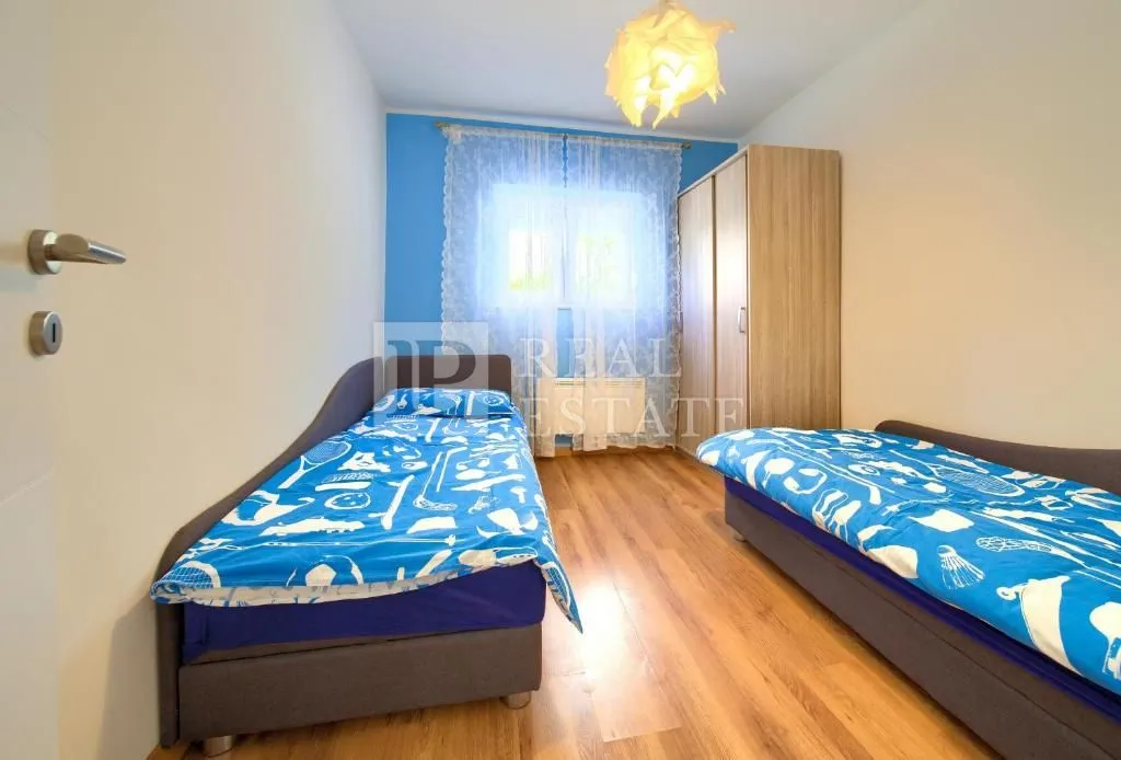 novi vinodolski – moderna kuća s bazenom i pogledom na more - slika 28