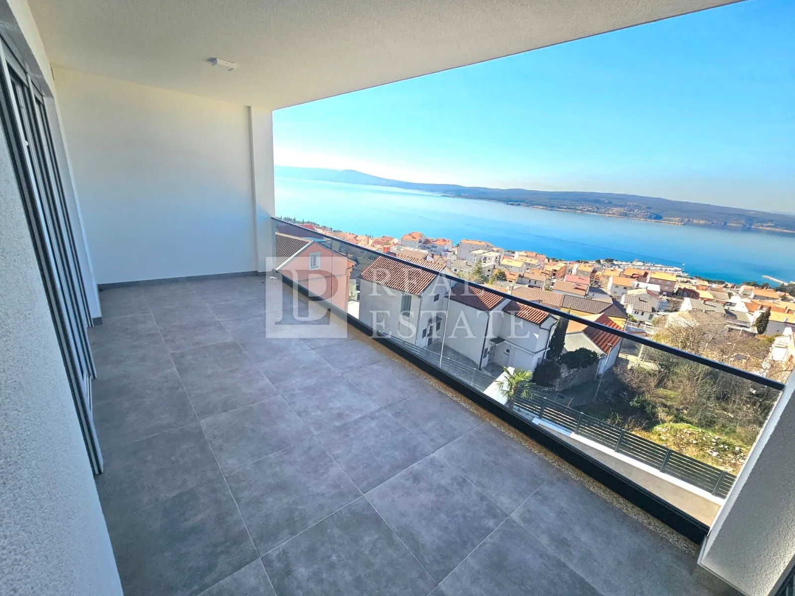 crikvenica - potpuno namješteni stan u modernoj novogradnji - slika 6