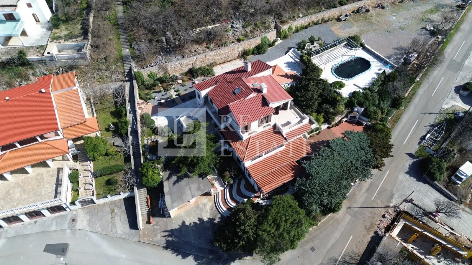 klenovica - apartmanska kuća sa zemljištem na 200 metara od mora - slika 4