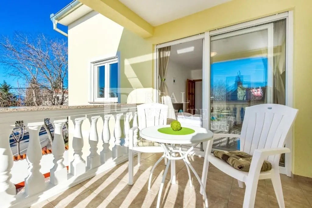 dramalj - vila s bazenom - slika 23