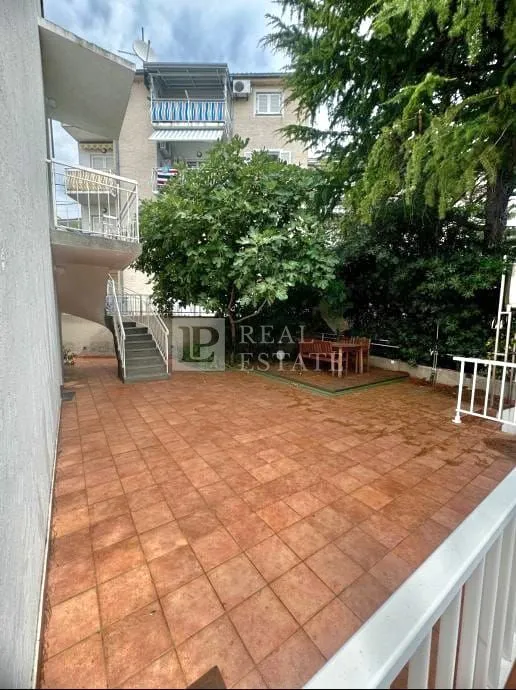 selce - dvojna kuća 200 metara od mora - slika 19