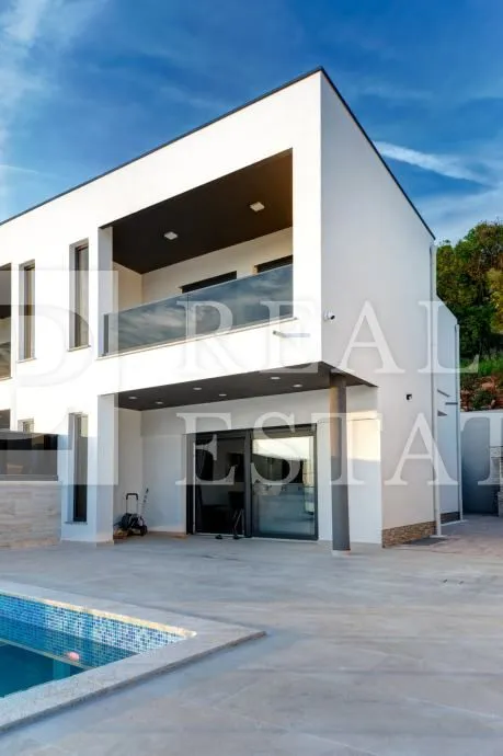 dramalj - moderna vila s bazenom - slika 28