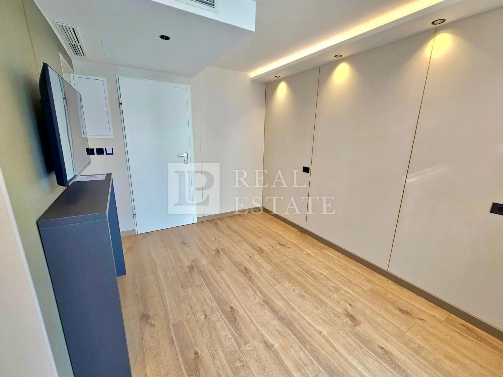 crikvenica - luksuzan apartman na odličnoj lokaciji - slika 3