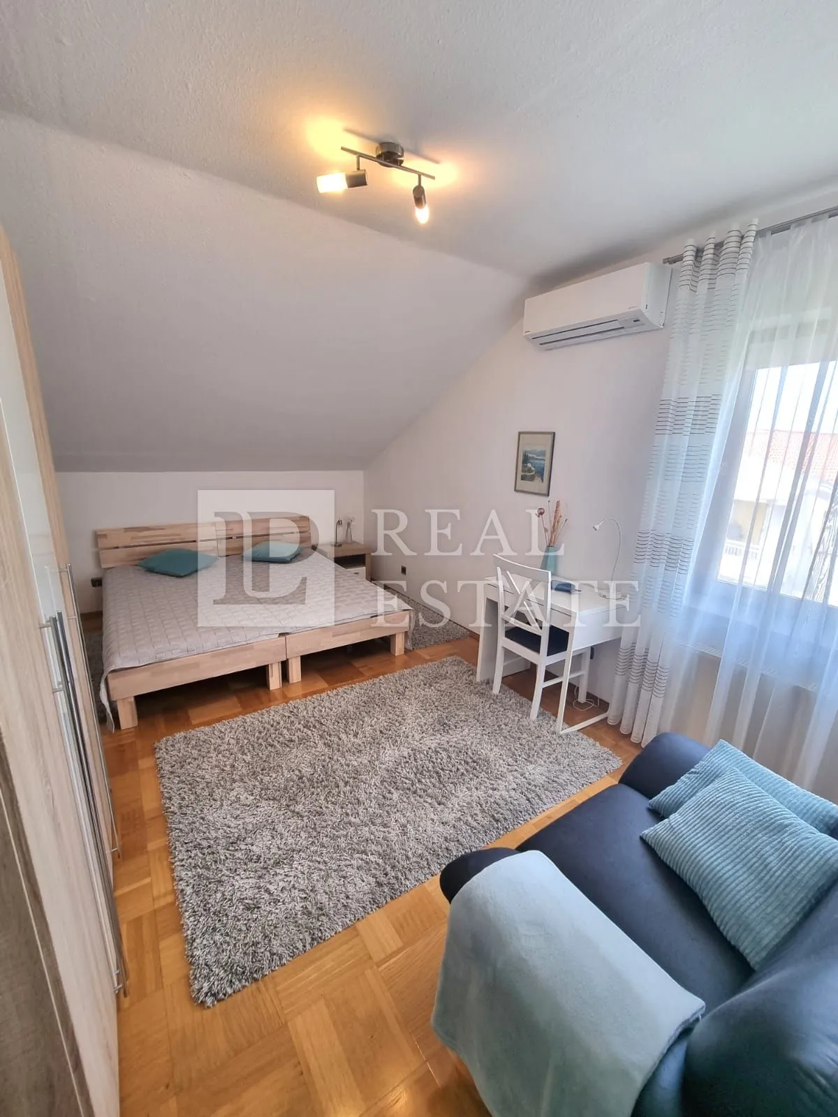 dramalj - samostojeća vila 300 metara od mora - slika 8