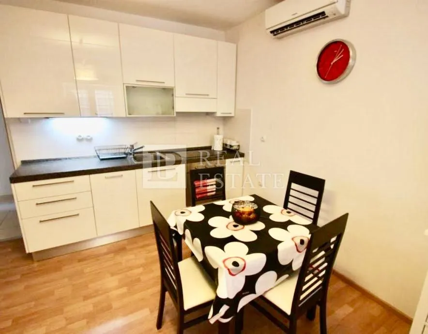 crikvenica - prekrasan apartman u prvom redu do mora - slika 6