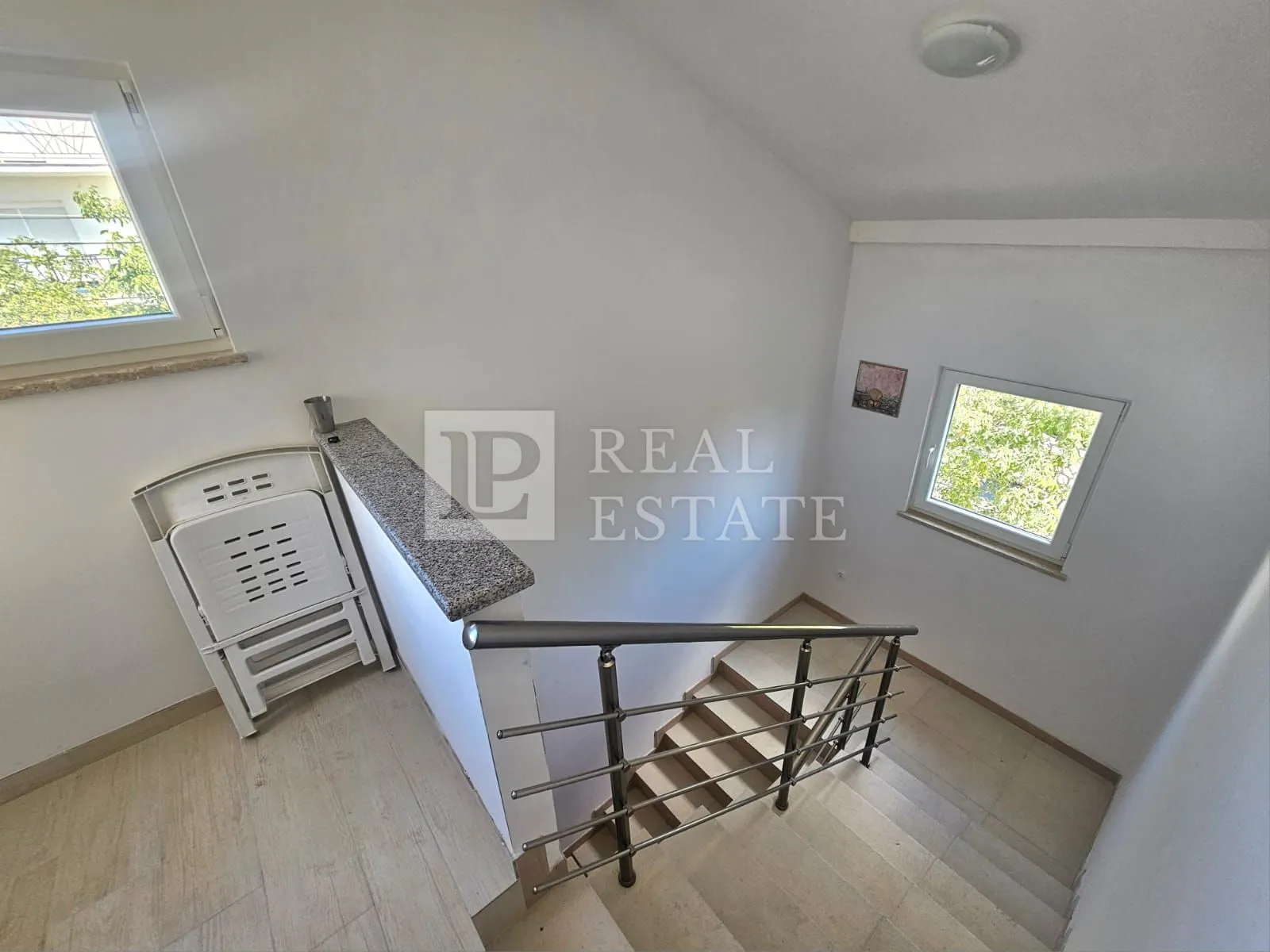 kraljevica - ekskluzivna prodaja - prostrana kuća sa 4 stana na 200 metara od mora i centra - slika 19