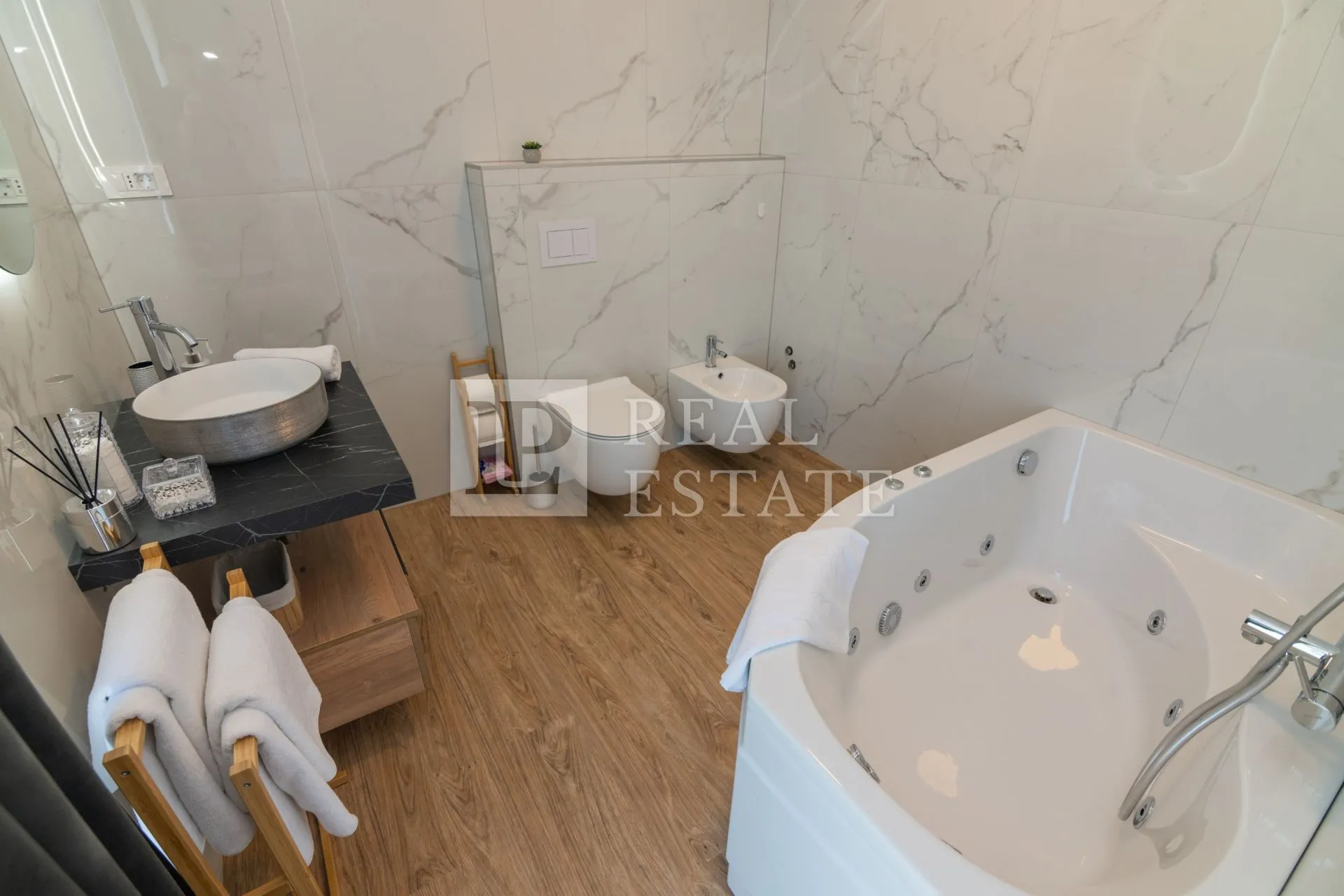 šmrika - luksuzna vila s bazenom i panoramskim pogledom na more - slika 34