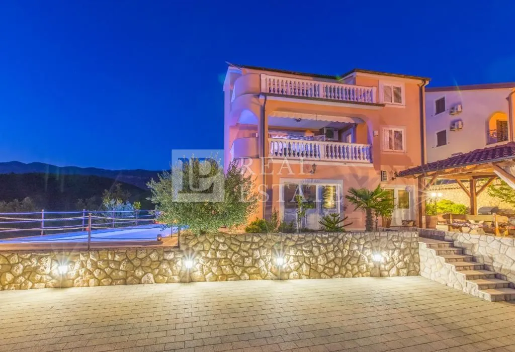 crikvenica - vila s bazenom i fantastičnim pogledom - slika 24