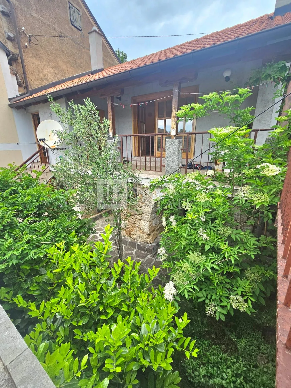 tribalj - dvojna kuća na mirnoj lokaciji - slika 3
