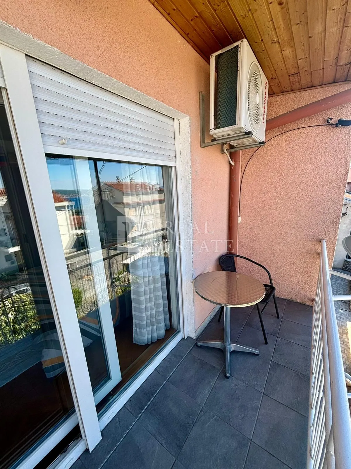 crikvenica – stan s 2 balkona i predivnim pogledom na more - slika 27
