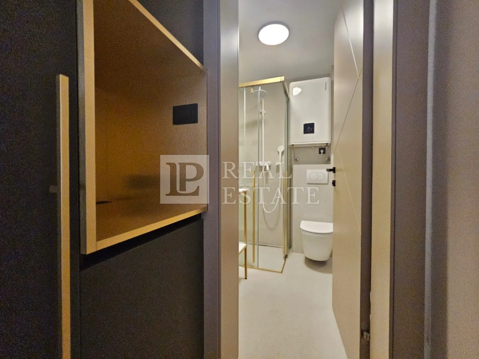 crikvenica - ekskluzivan apartman u centru grada - slika 13