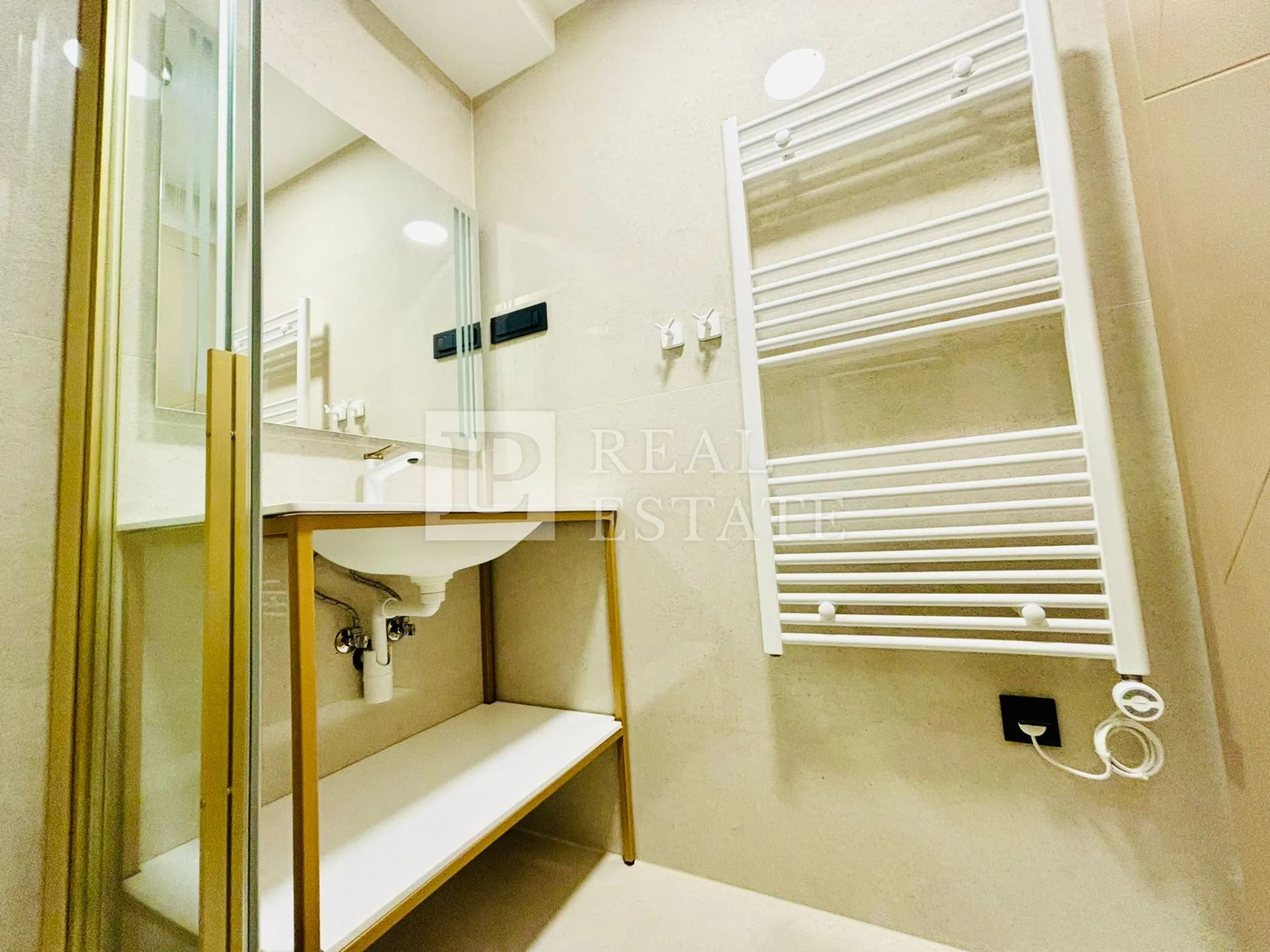 crikvenica - atraktivan apartman na odličnoj lokaciji - slika 9