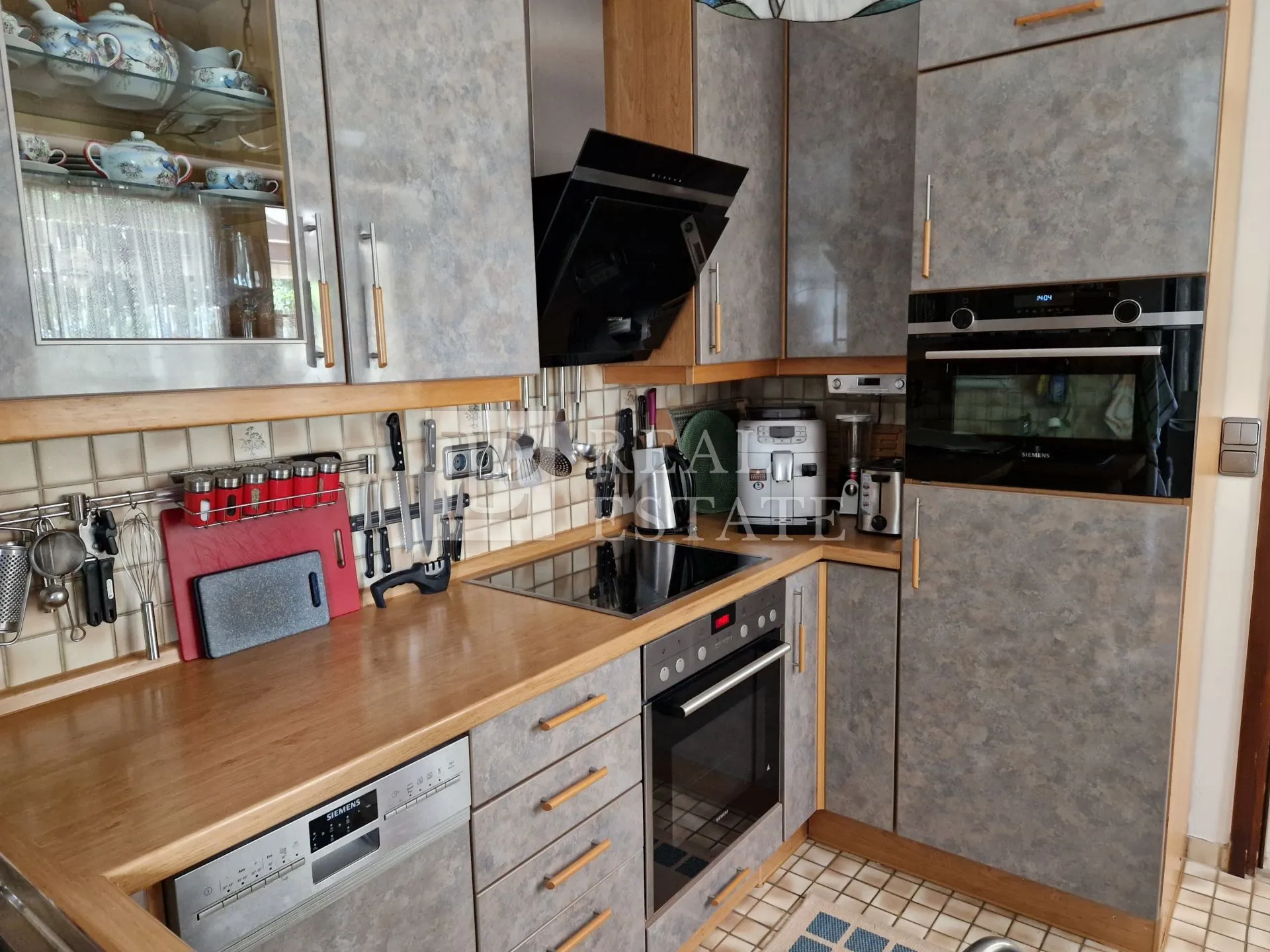 dramalj - samostojeća vila 300 metara od mora - slika 19