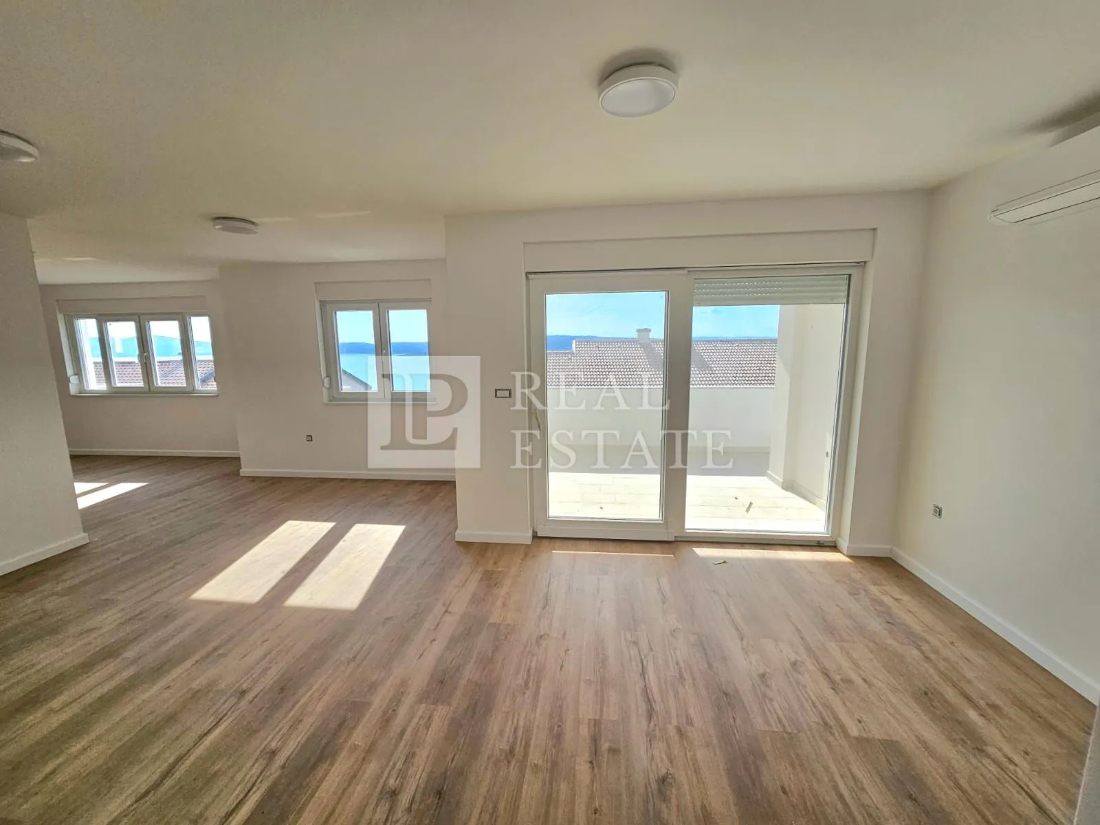 crikvenica - luksuzan apartman u novogradnji - slika 3