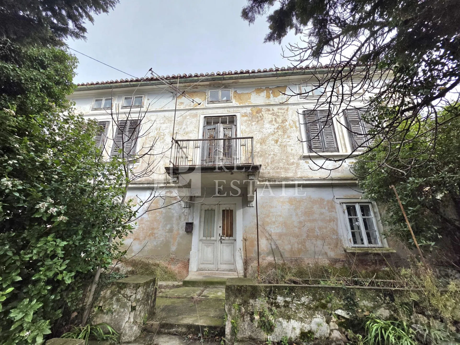 kraljevica - samostojeća kamena kuća s dvorištem - slika 11