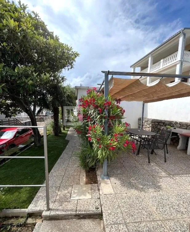 crikvenica - dvije kuće u blizini centra i mora - slika 2