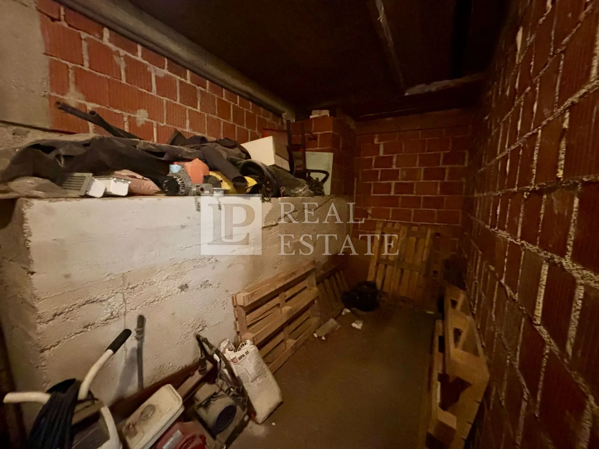 novi vinodolski - trosoban stan s ogromnom terasom i predivnim pogledom - slika 36