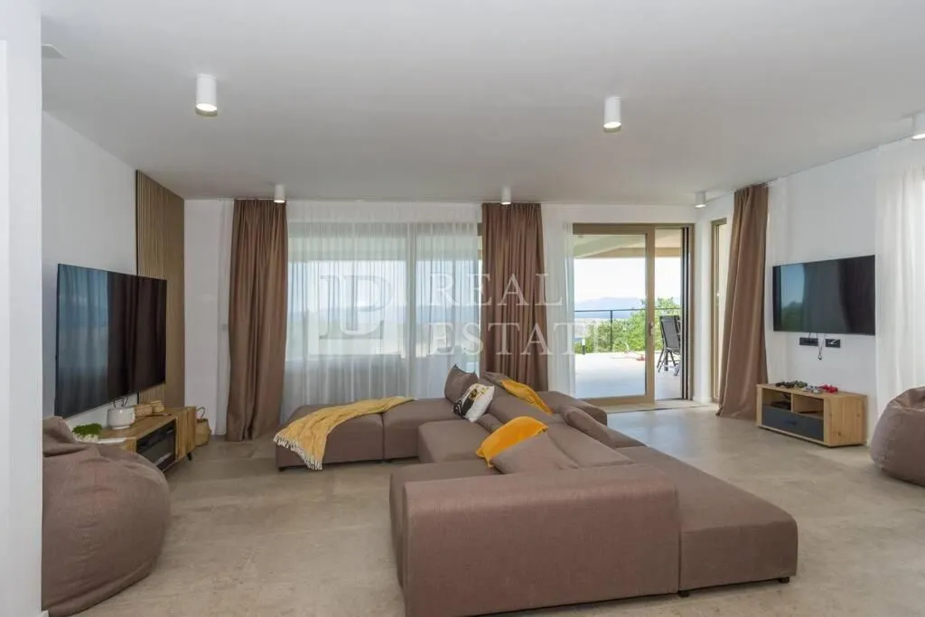 šmrika - moderna vila s bazenom - slika 10