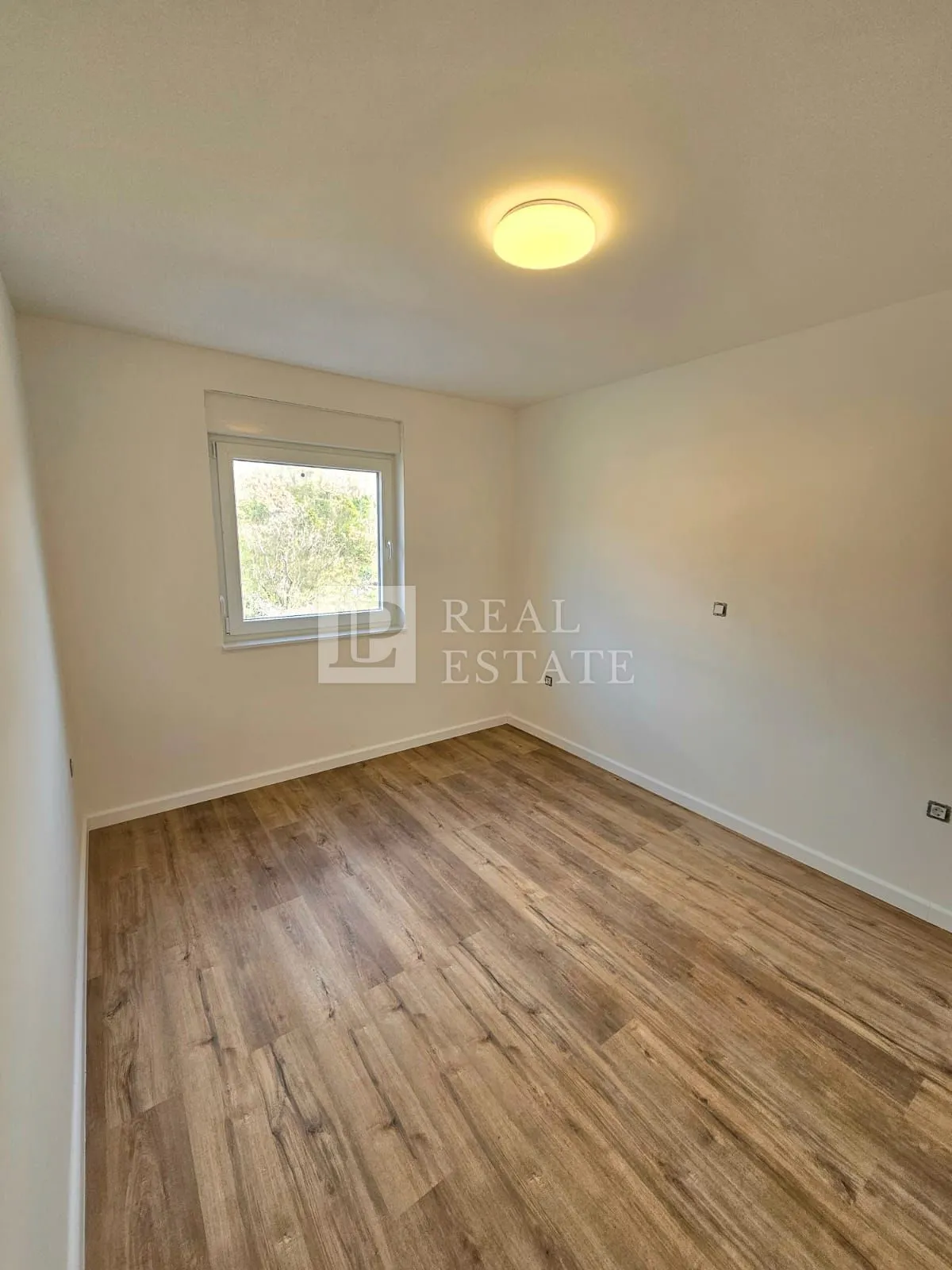 crikvenica - luksuzan apartman u novogradnji - slika 8