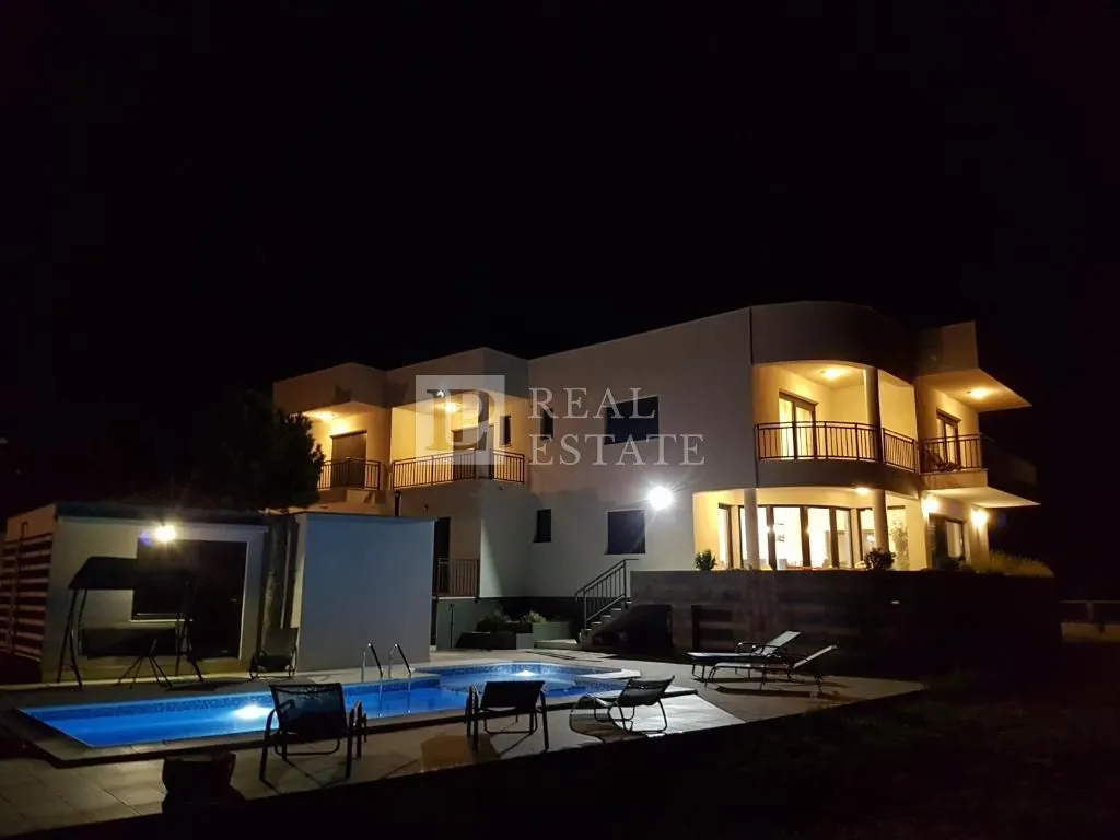 crikvenica - raskošna vila s pogledom na more - slika 9