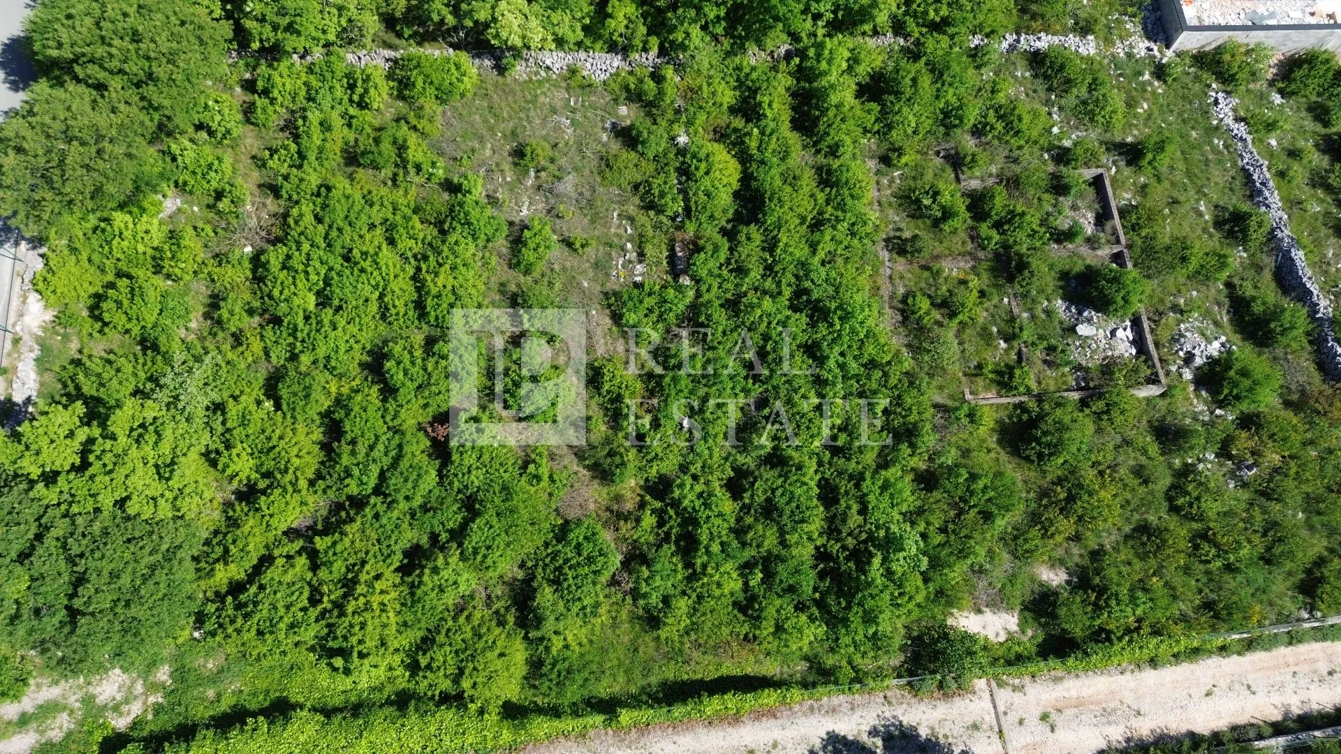 šmrika - građevinsko zemljište od 1392 m2 - slika 5