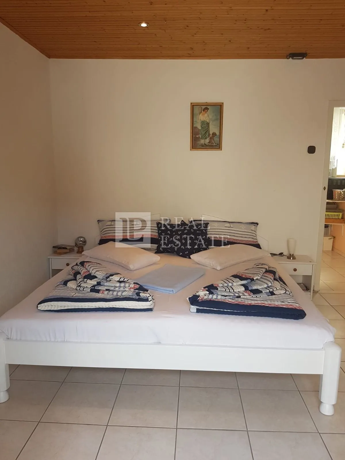 tribalj - dvije samostojeće kuće s pomoćnim objektom i predivnom okućnicom - slika 13