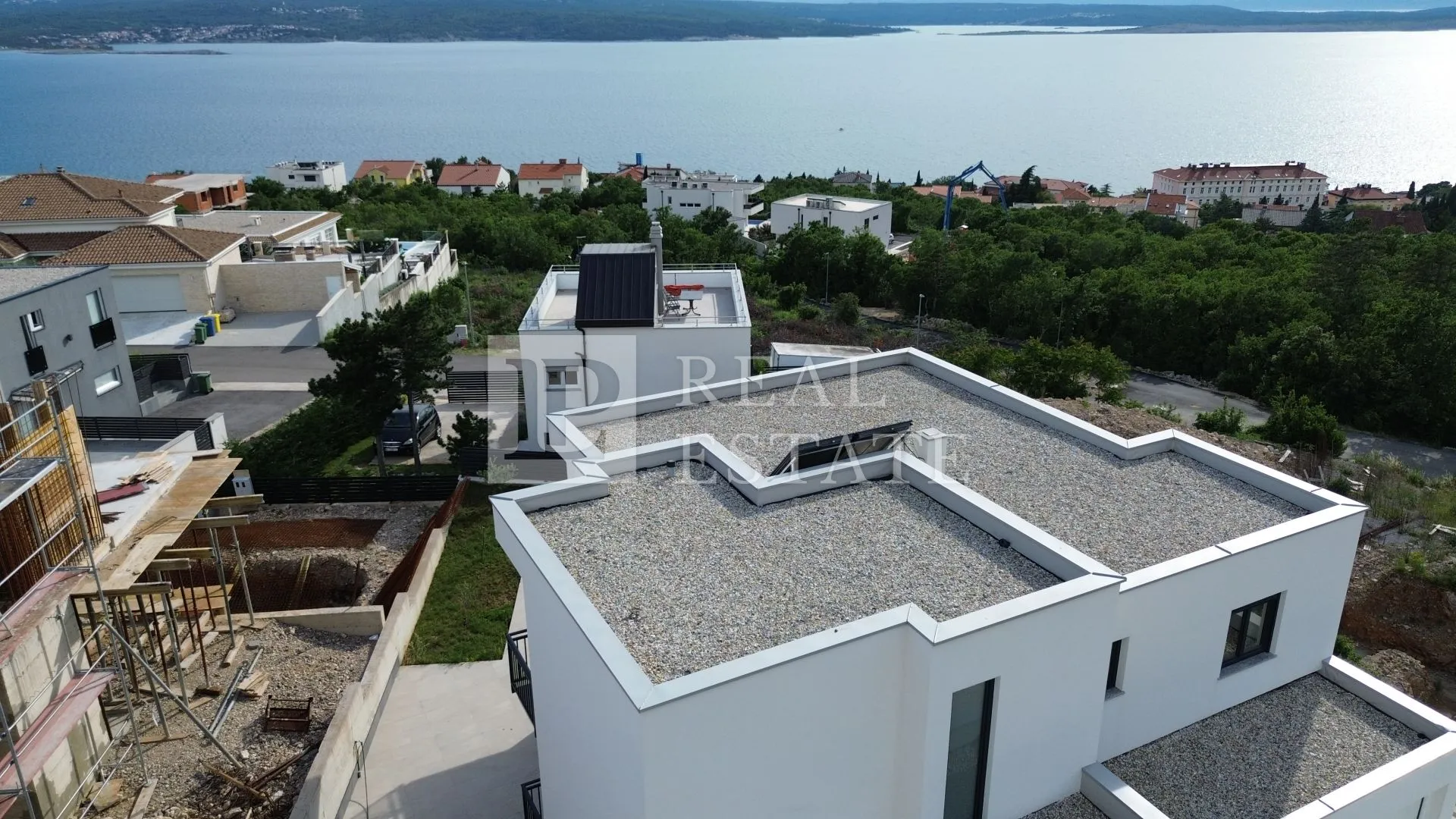 crikvenica - novogradnja s bazenom - slika 31