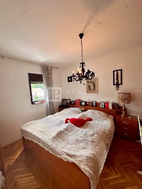 selce - dvosoban stan s lođom i balkonom na mirnoj lokaciji - slika 6