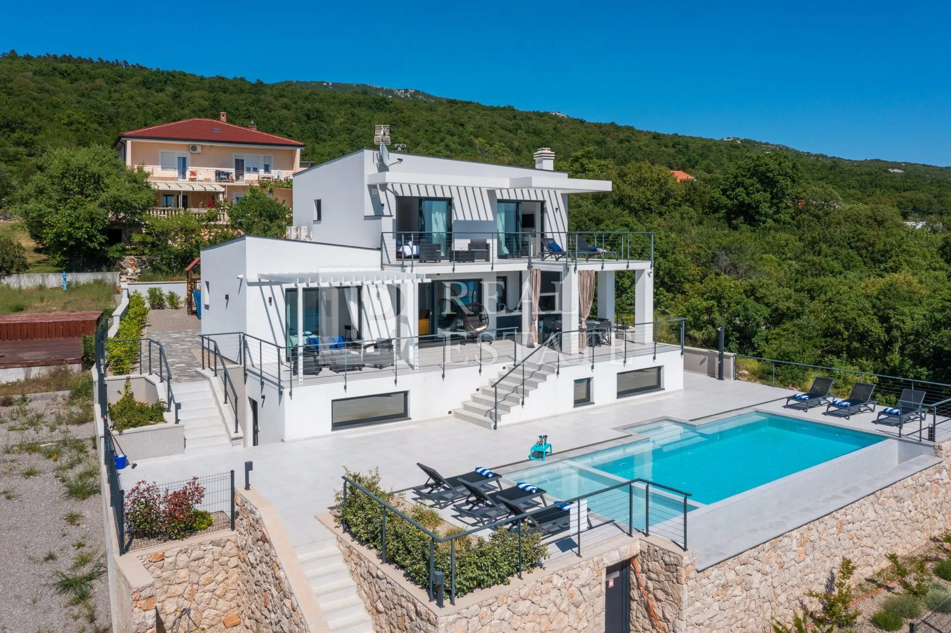 šmrika - moderna vila s panoramskim pogledom - slika 18