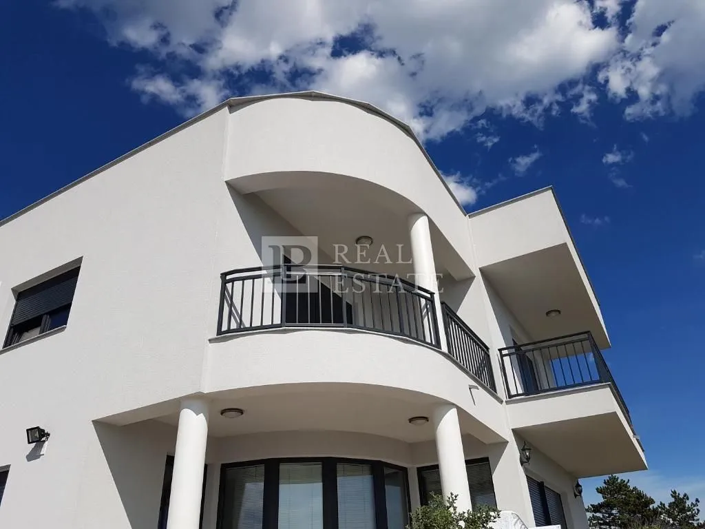 crikvenica - raskošna vila s pogledom na more - slika 4