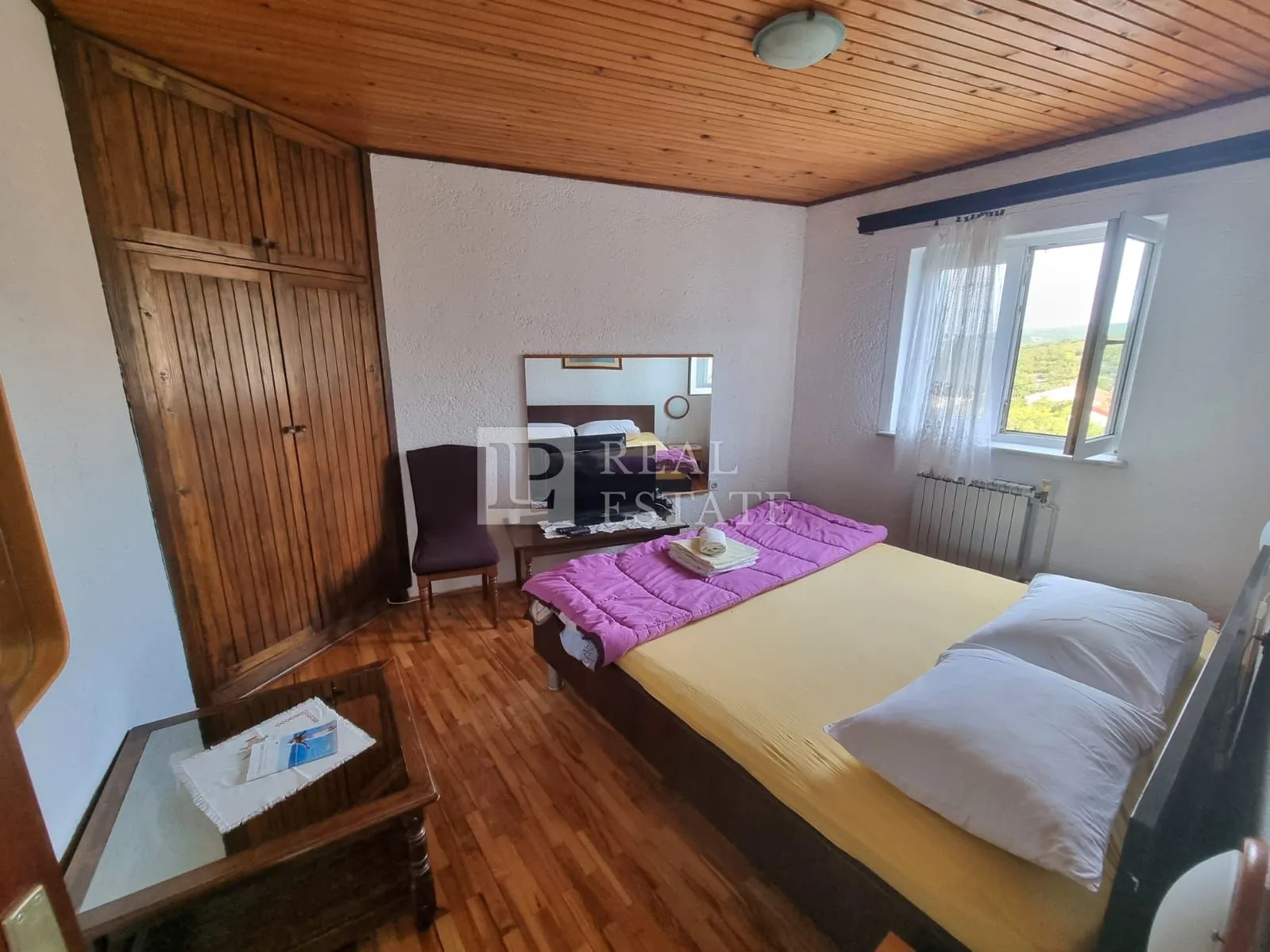 jadranovo - kuća 400 metara od plaže - slika 15