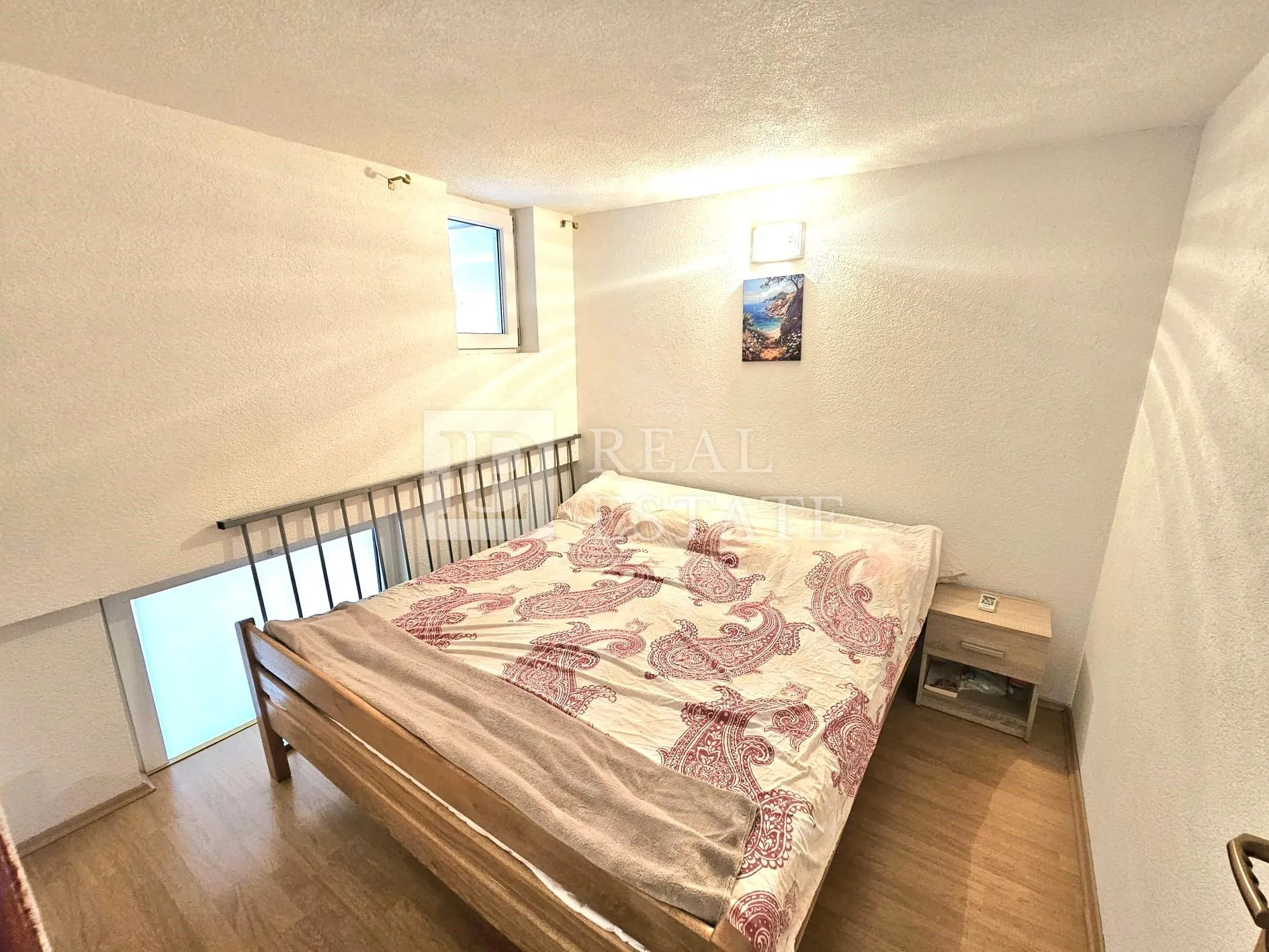 novi vinodolski - trosobni stan na 150 metara od mora - slika 17