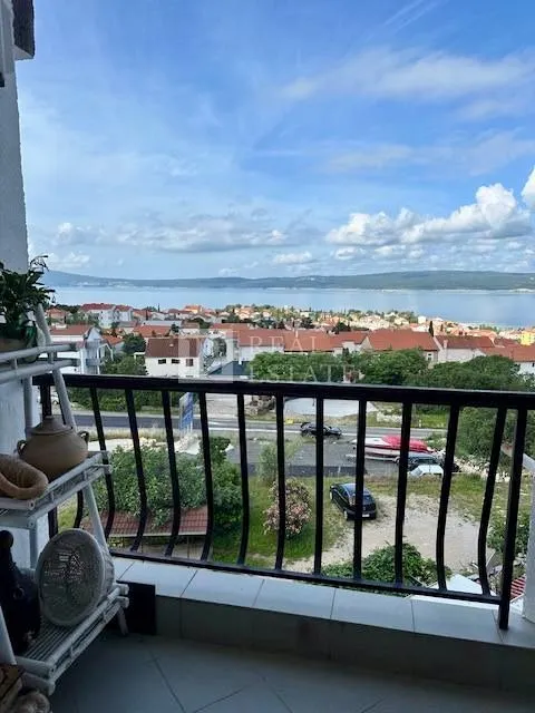 selce - dvosoban stan s lođom i balkonom na mirnoj lokaciji - slika 8