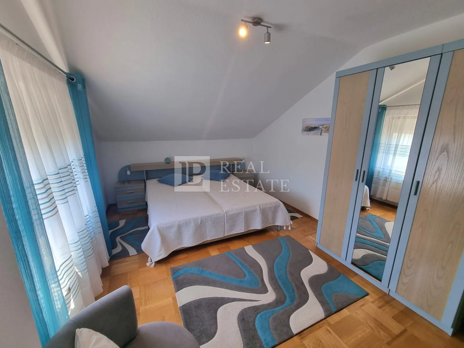 dramalj - samostojeća vila 300 metara od mora - slika 6