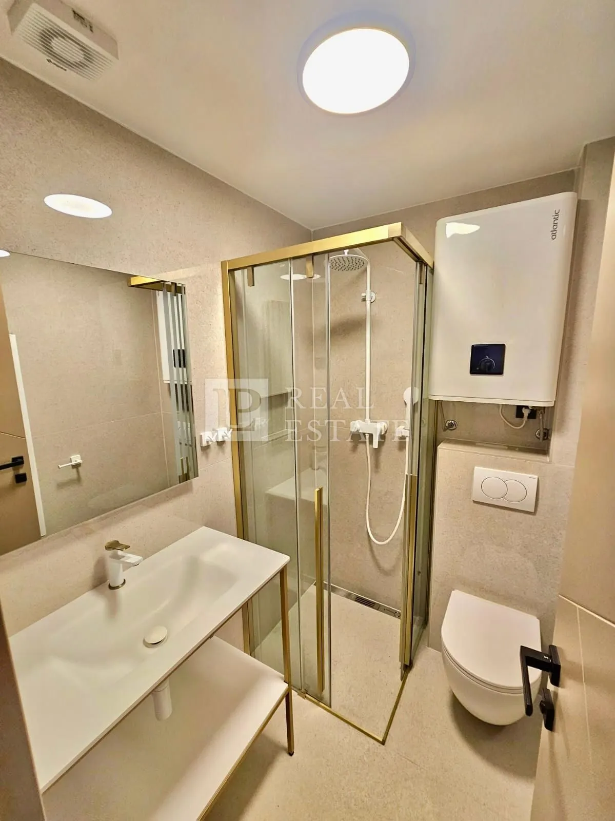 crikvenica - luksuzan apartman na odličnoj lokaciji - slika 9