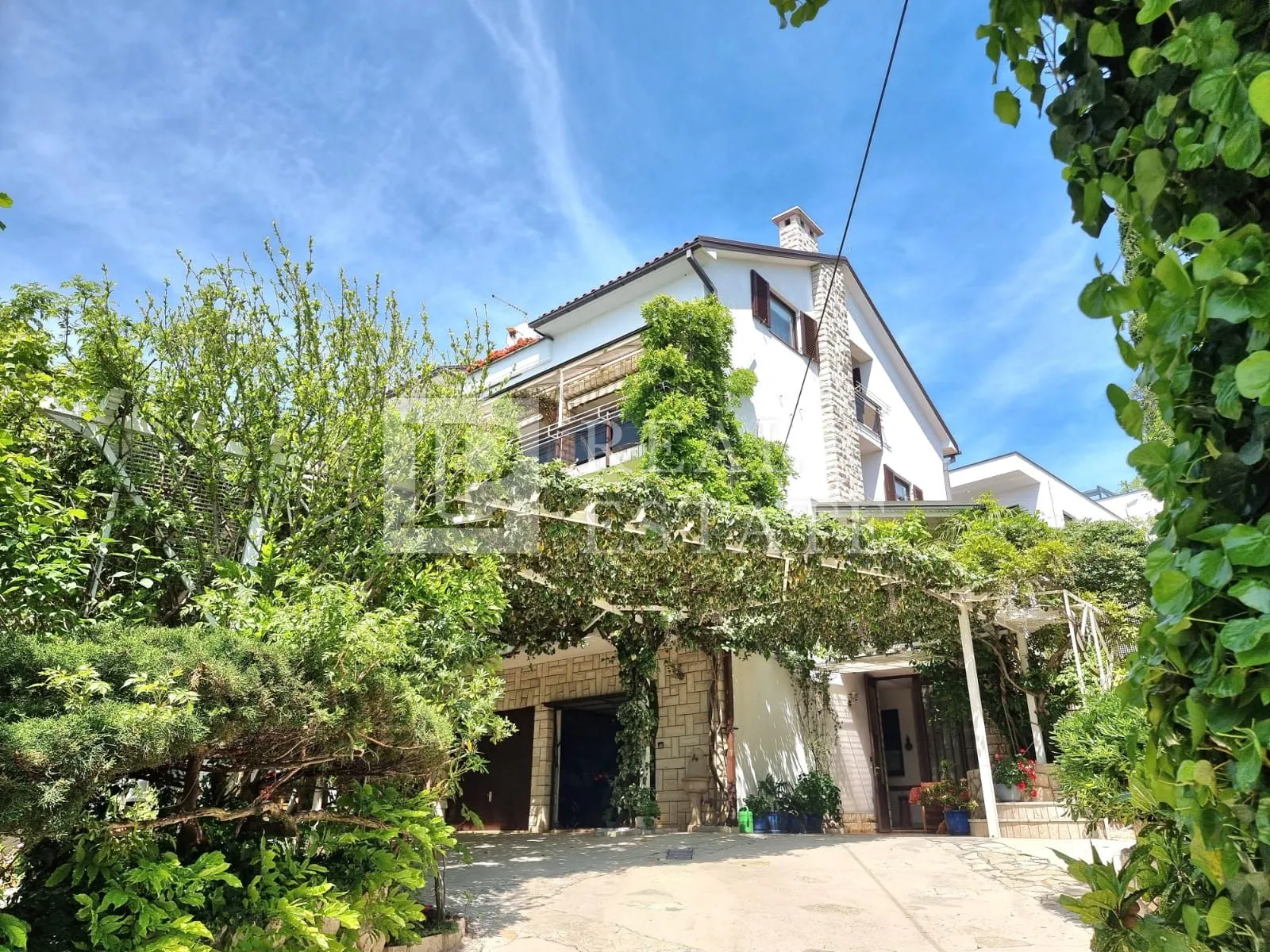 DRAMALJ - samostojeća vila 300 metara od mora - Dramalj, Crikvenica